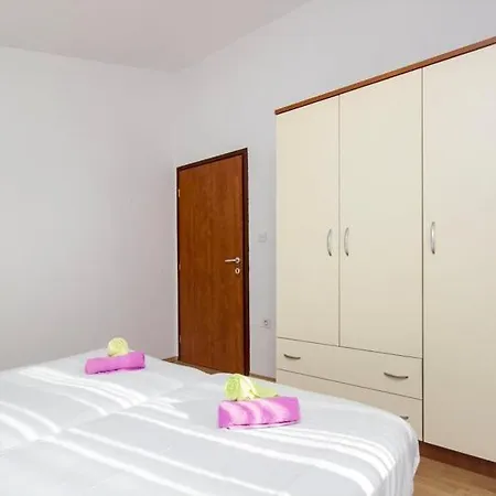 Apartament Belakusic 1 Grebaštica