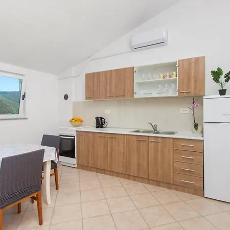 Belakusic 1 Apartament
