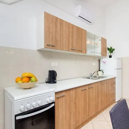 Apartament Belakusic 1 Grebaštica