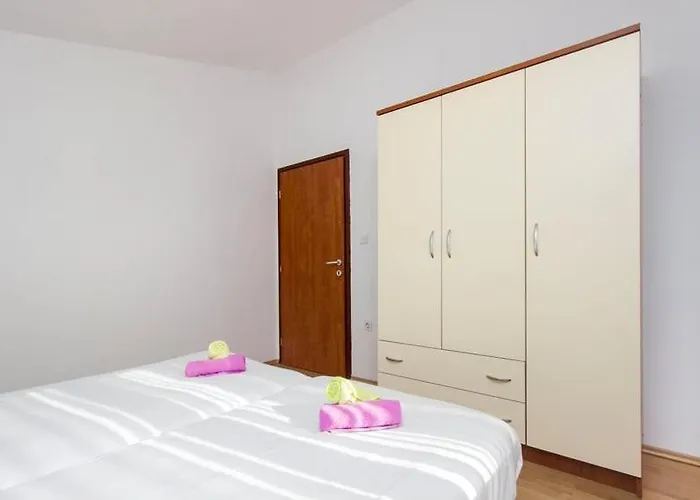 아파트 Belakusic 1 Grebaštica