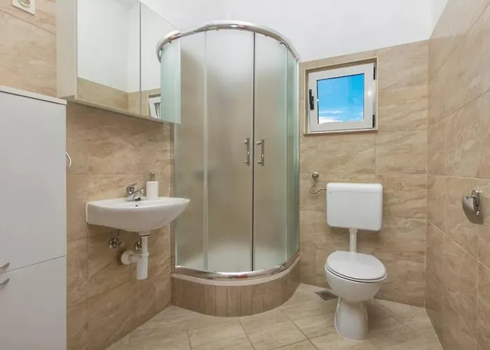 Belakusic 1 Apartment